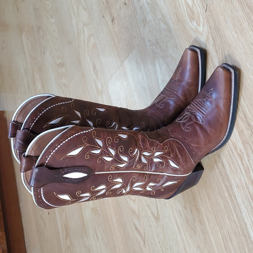 Ariat Boots Sonora size 8B